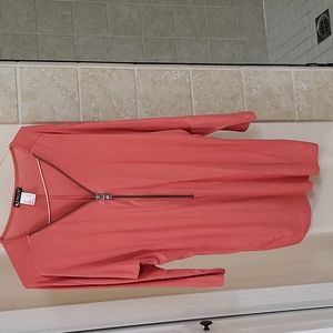 salmon zip down short